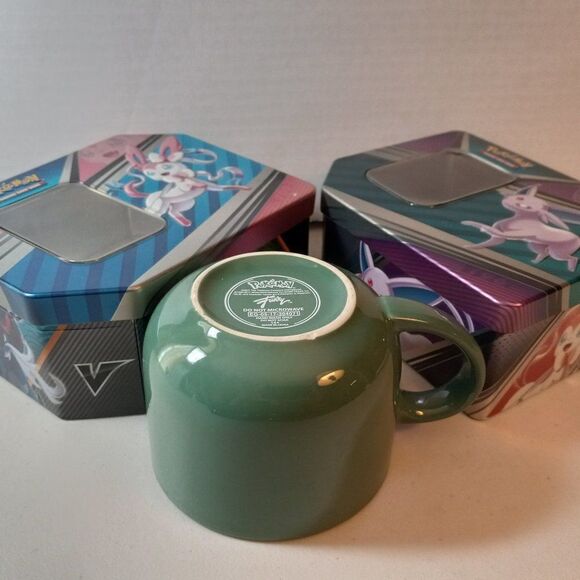 Snorlax Mug with 2 Pokémon Tins - Picture 2 of 5